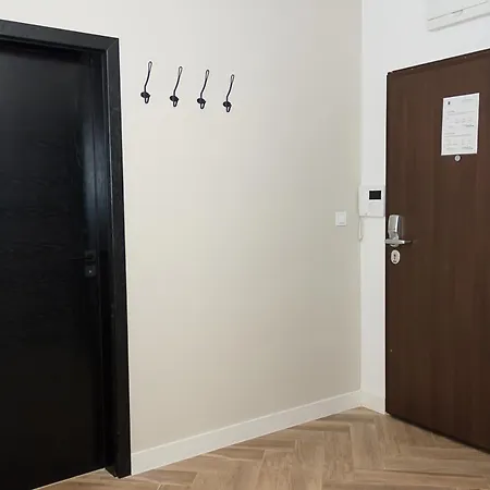 Apartament Three Private Near Port Of By Flat Mаnager Varna