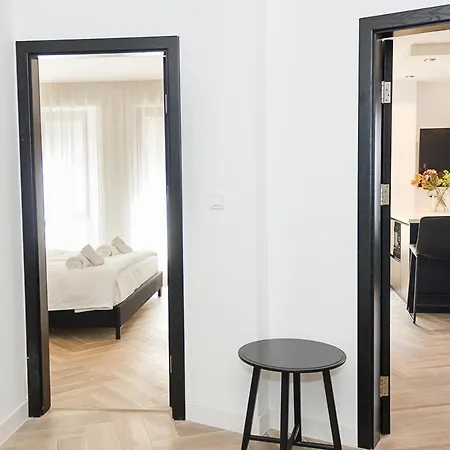 Apartament Three Private Near Port Of By Flat Mаnager Varna