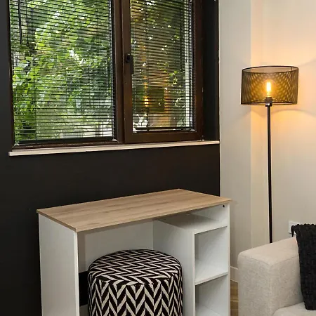 Apartament Three Private Near Port Of By Flat Mаnager Varna