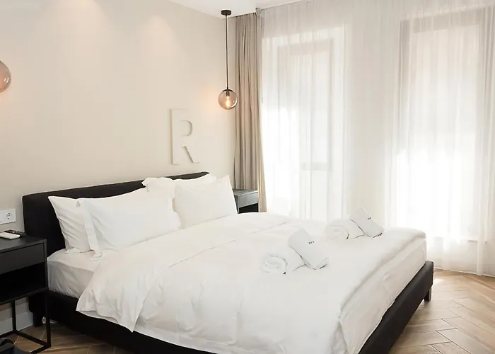 Three Private Near Port Of By Flat Mаnager *