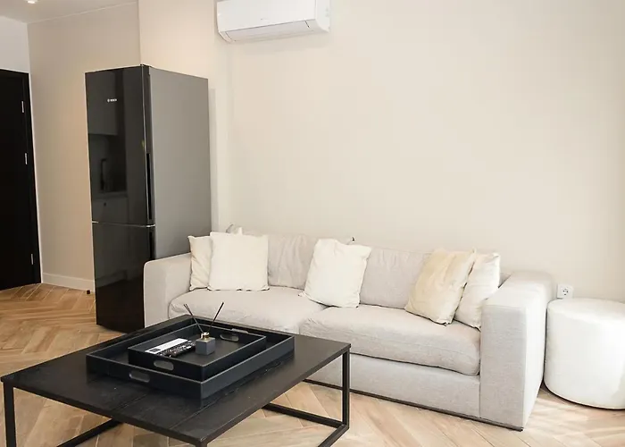 Three Private Near Port Of By Flat Mаnager * Varna