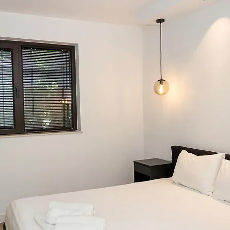 Three Private Near Port Of By Flat Mаnager Apartament *