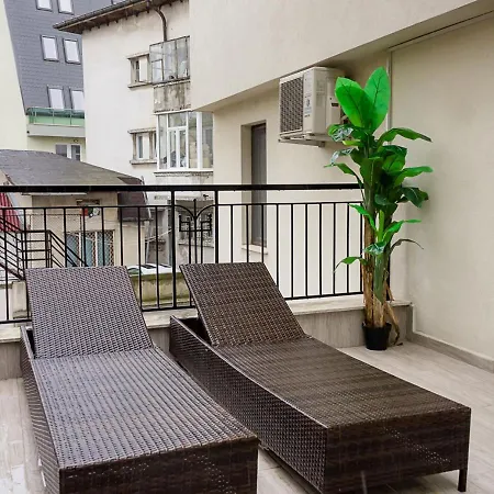 דירה Three Private Near Port Of By Flat Mаnager *